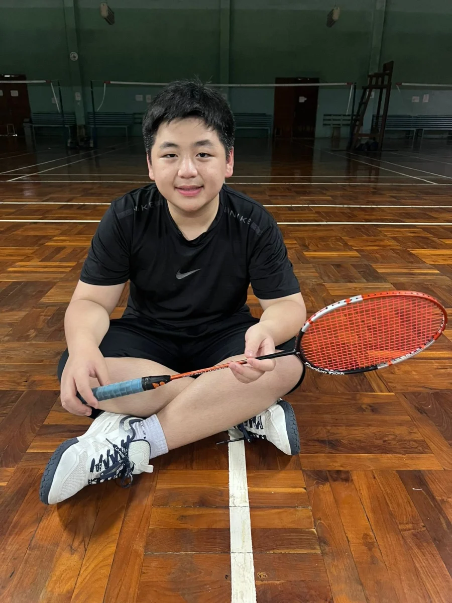 Latihan badminton Jakarta Utara