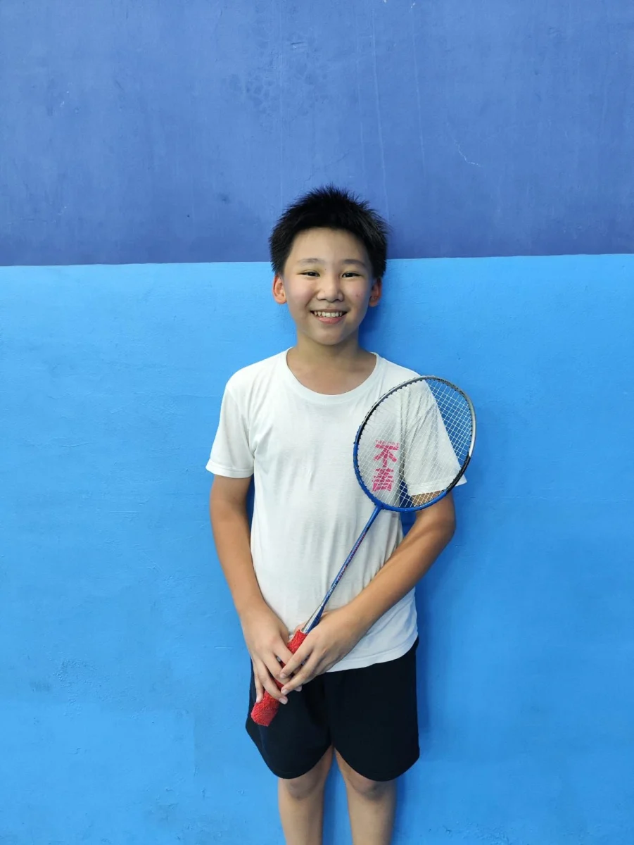 Latihan badminton Jakarta Barat